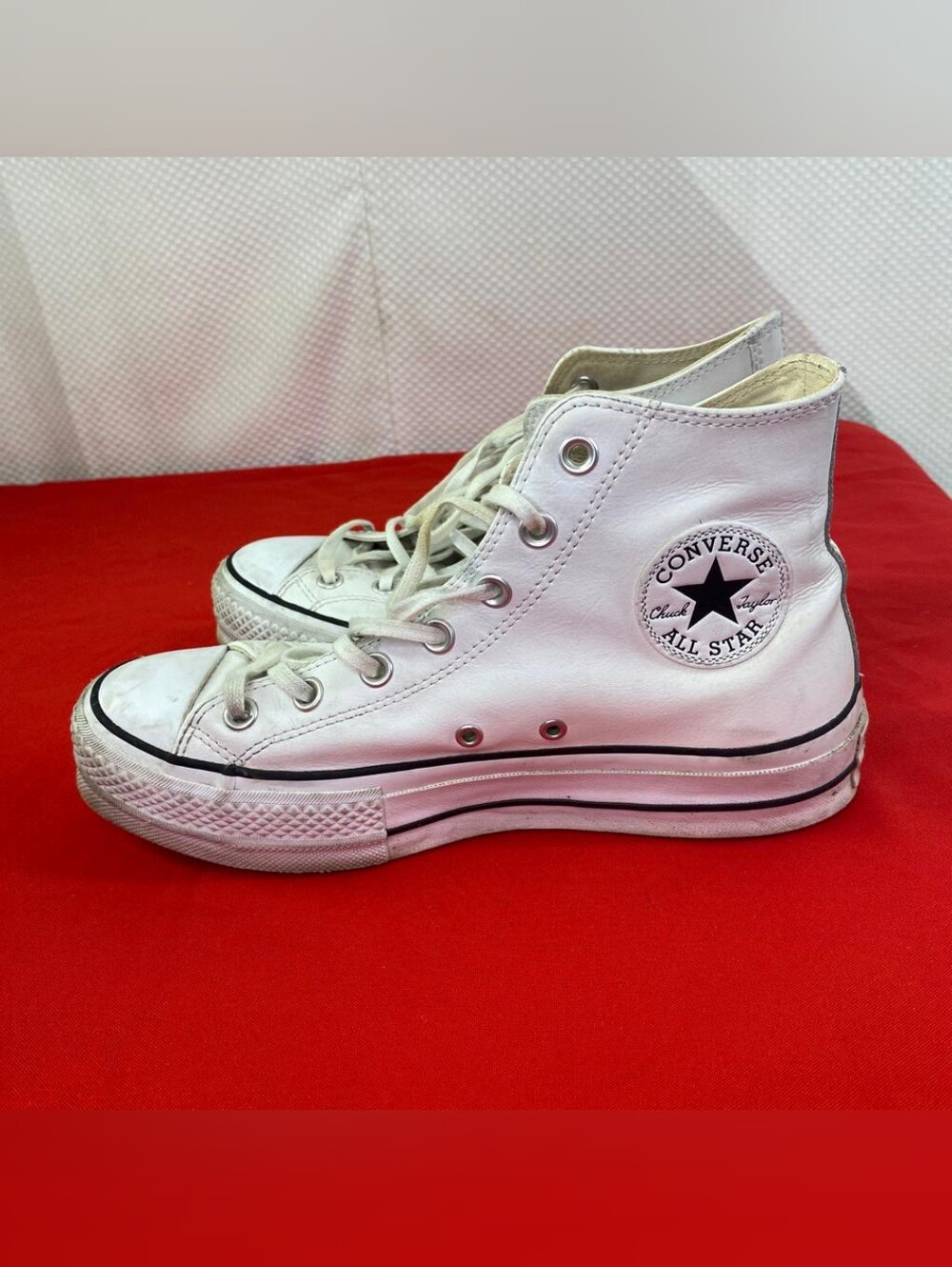 Converse Chuck Taylor All Star  Lift Platform Leather High Top White Size 8.5